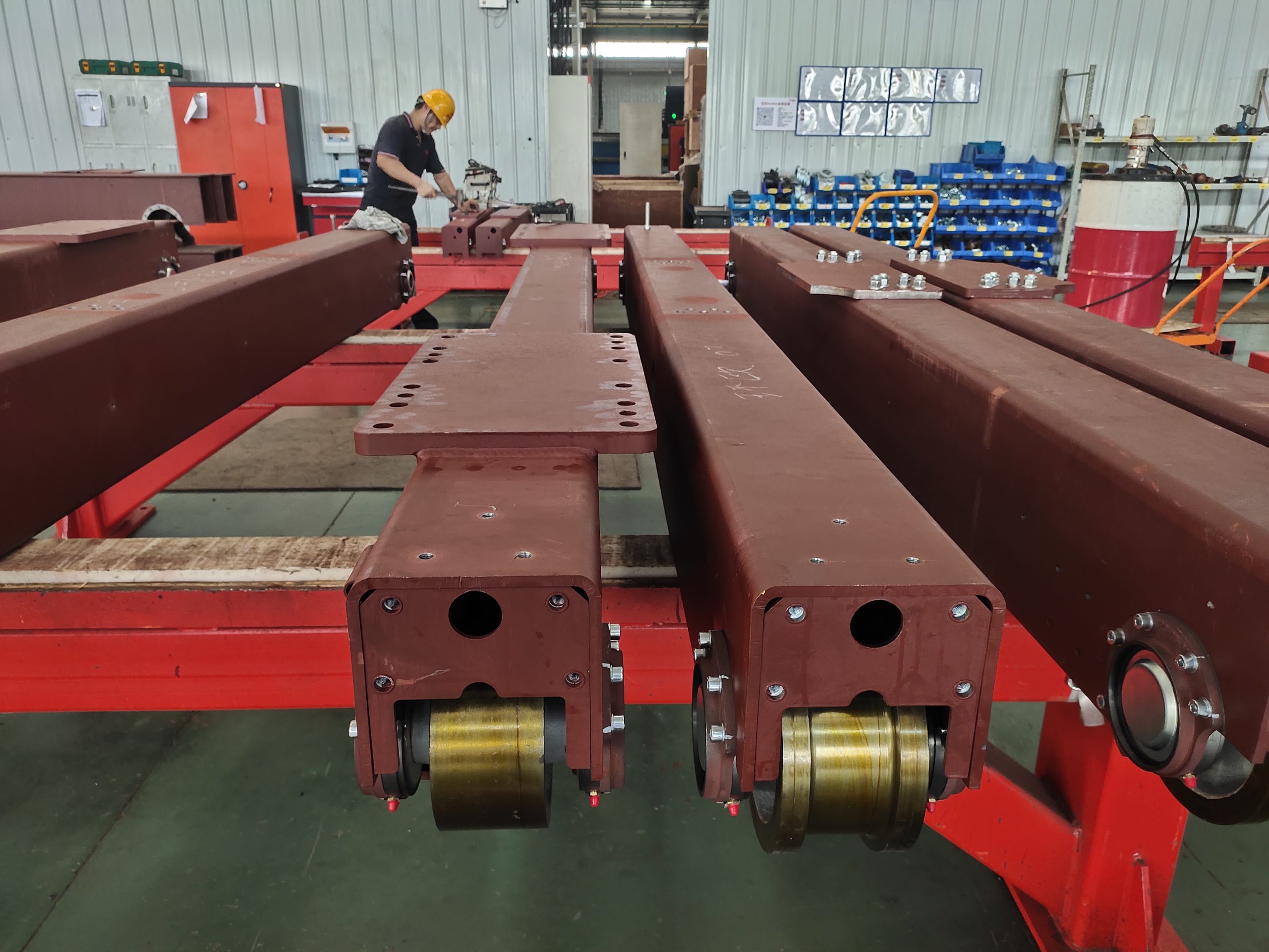 WORLDHOISTS End Carriages